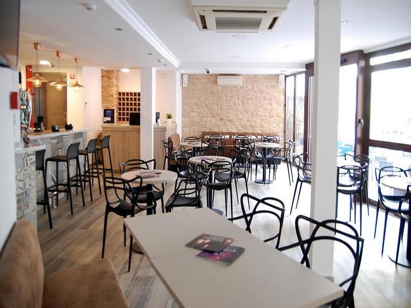 Hotel Queens - Adults Only Μπένιντορμ Εξωτερικό φωτογραφία