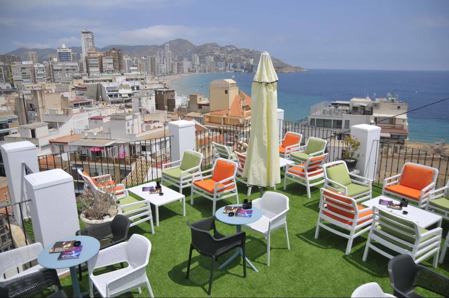 Hotel Queens - Adults Only Μπένιντορμ Εξωτερικό φωτογραφία